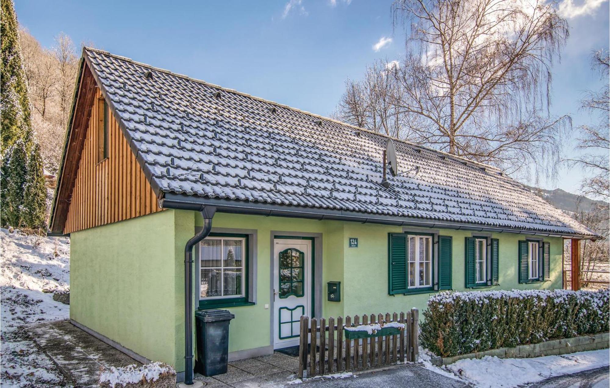 Charmantes Ferienhaus Peterdorf Exterior photo